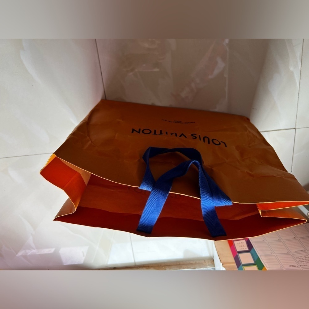 Louis vuitton large shopping bag - Picture 11 of 16